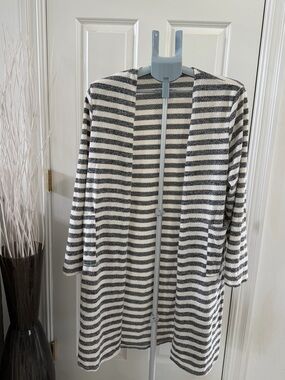 Now N Forever Striped Open-Front Cardigan in Gray & White